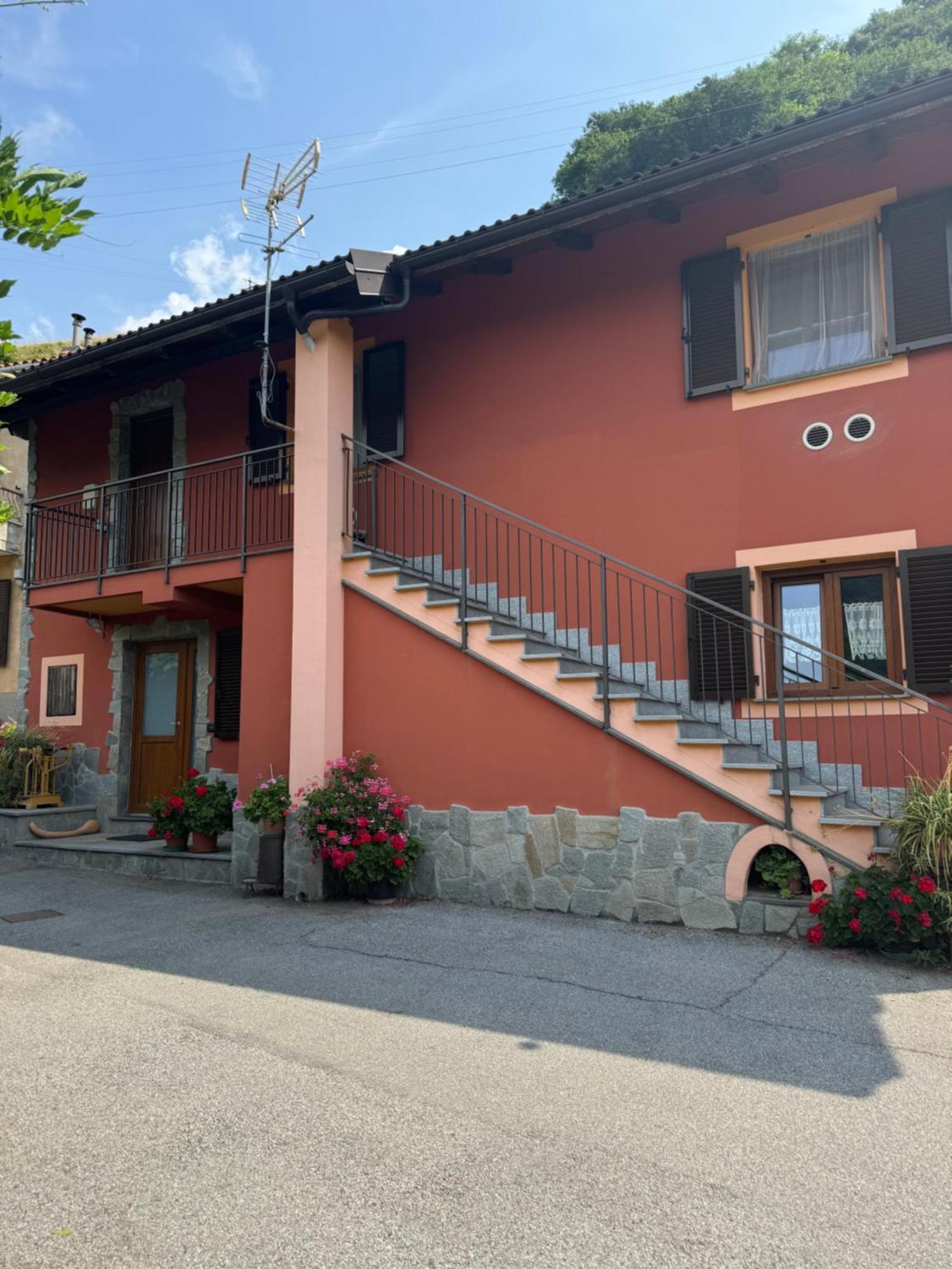 B&B Al Ciliegio Del Turchino เมเล ภายนอก รูปภาพ