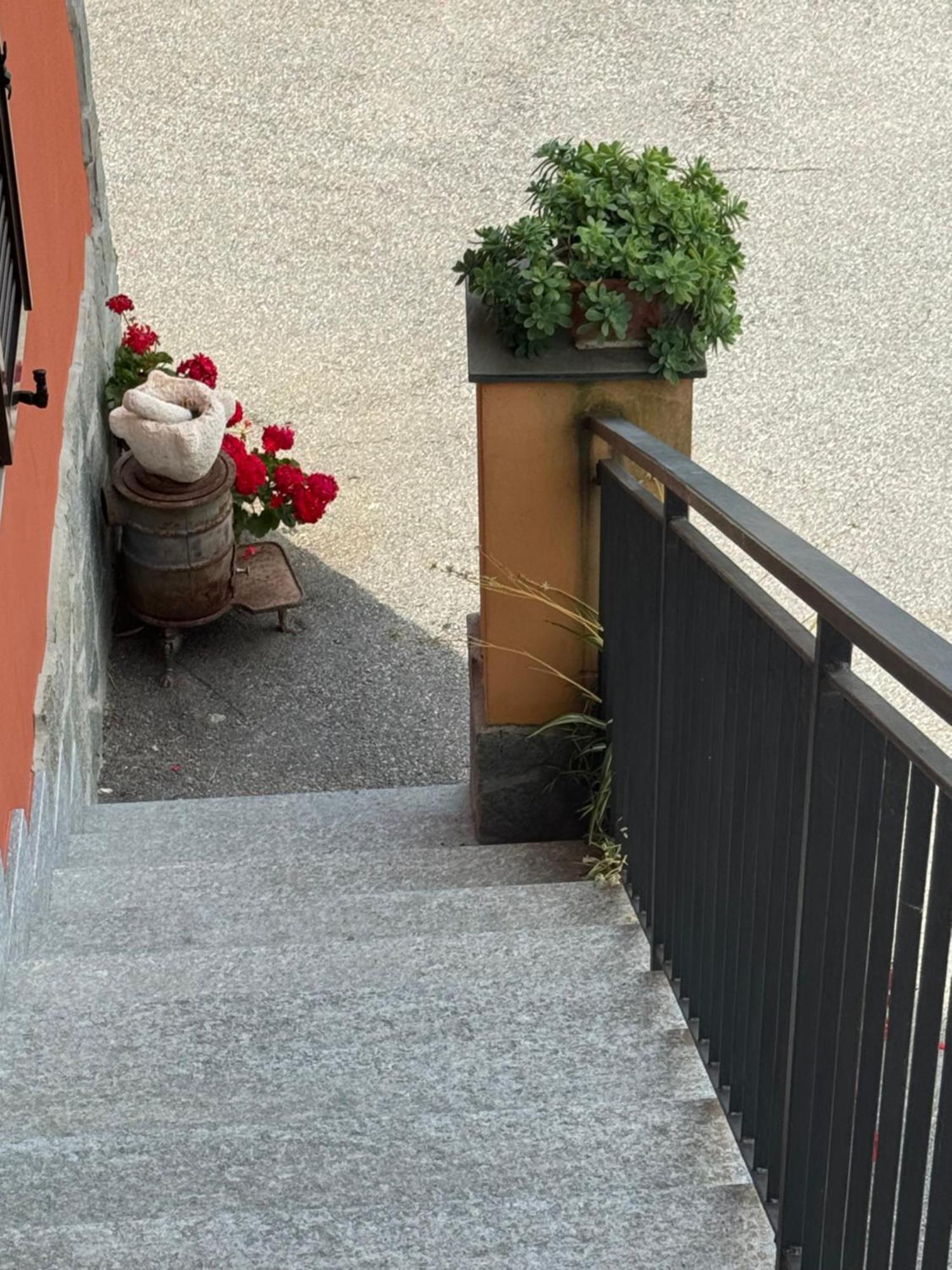 B&B Al Ciliegio Del Turchino เมเล ภายนอก รูปภาพ